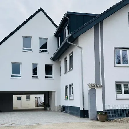 Julian Apartamento Rust