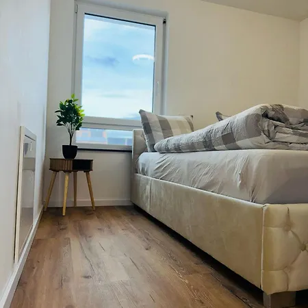 Julian شقة روست